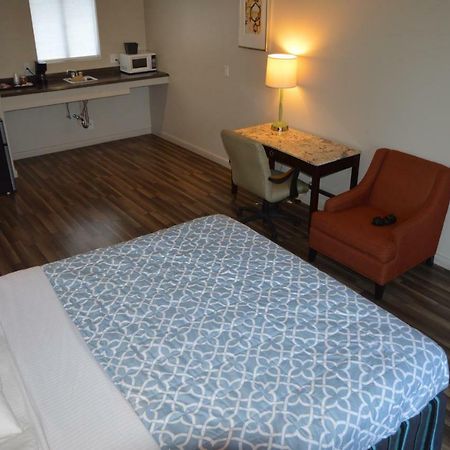 Glass Slipper Inn - Stanford ปาโลอัลโต ภายนอก รูปภาพ