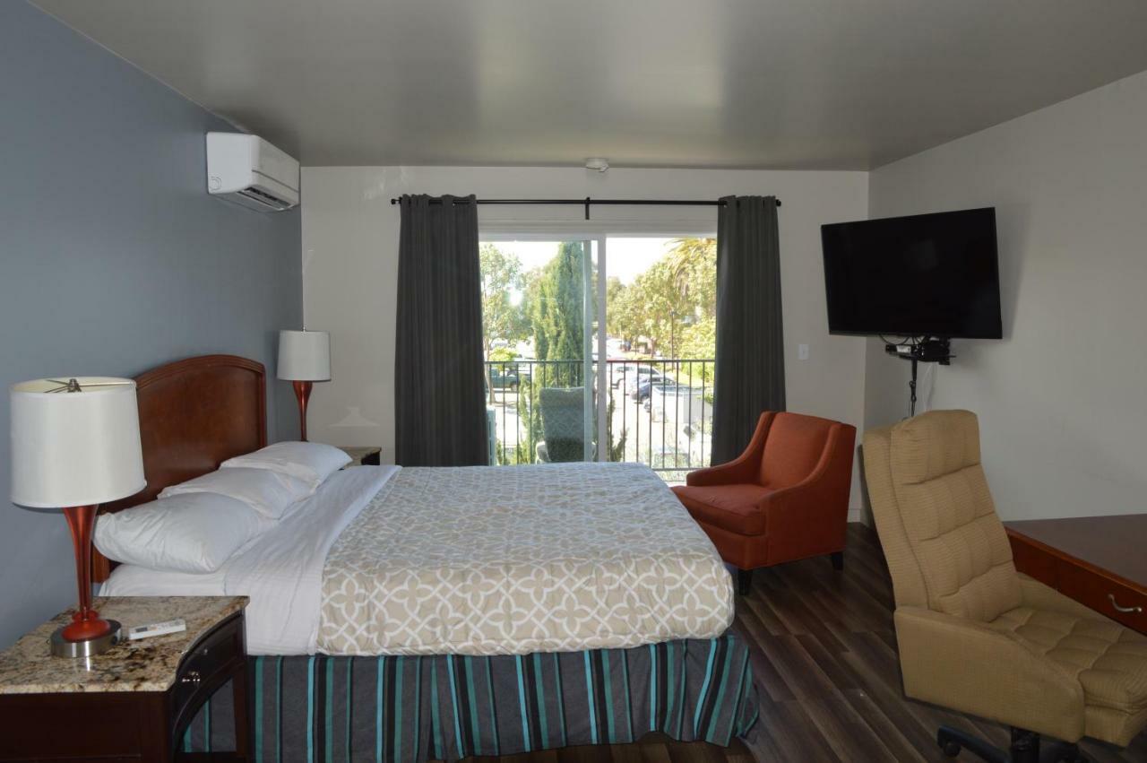 Glass Slipper Inn - Stanford ปาโลอัลโต ภายนอก รูปภาพ