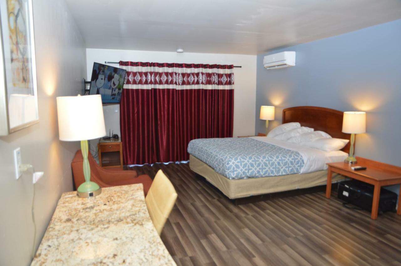 Glass Slipper Inn - Stanford ปาโลอัลโต ภายนอก รูปภาพ